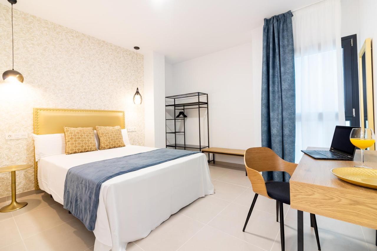 Appartamento Malaga Center Flat Mariblanca 12 Sun & Terrace Boutique Esterno foto