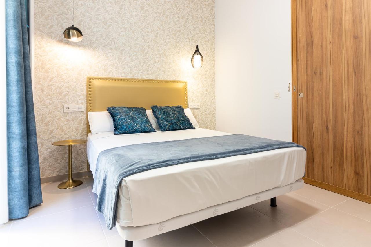 Appartamento Malaga Center Flat Mariblanca 12 Sun & Terrace Boutique Esterno foto
