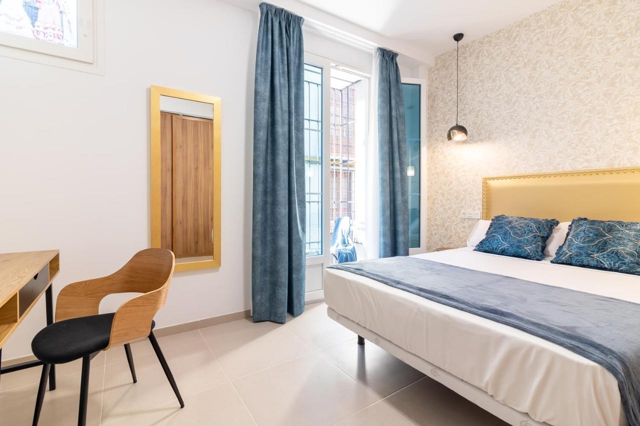 Appartamento Malaga Center Flat Mariblanca 12 Sun & Terrace Boutique Esterno foto