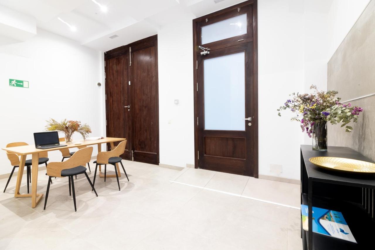 Appartamento Malaga Center Flat Mariblanca 12 Sun & Terrace Boutique Esterno foto